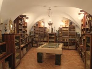 Samostanska knjižnica